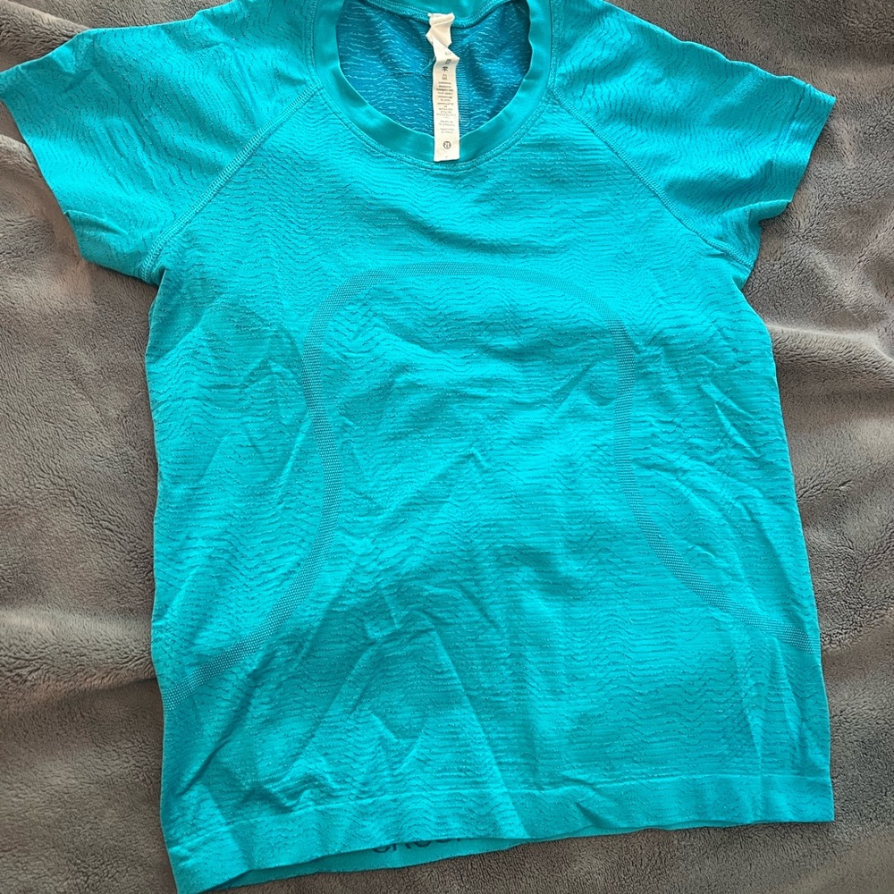 Lulu mon shirts